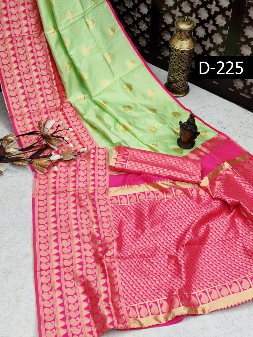 D225 Heavy Designer Wedding Sarees Catalog